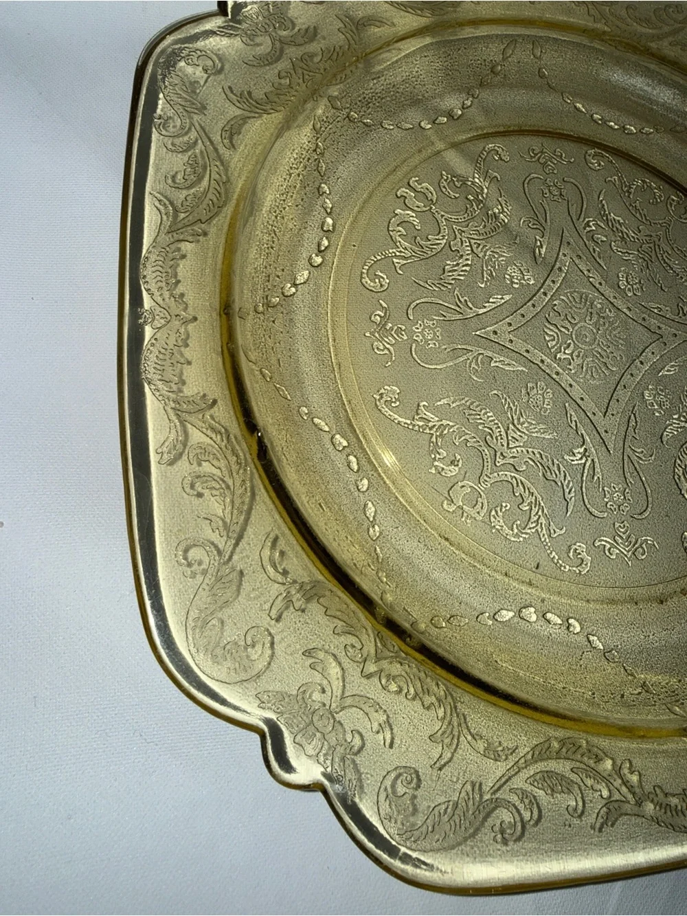 Vintage-Inspired Amber Glass Dinner Plates - Set of 2